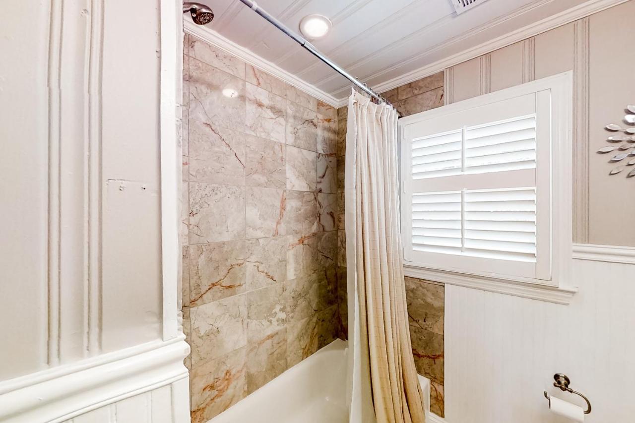 Little River Waterway Cottage Retreat Bagian luar foto