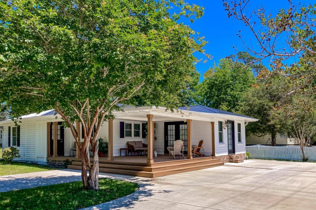 Little River Waterway Cottage Retreat Bagian luar foto